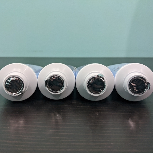 🆕WT 🚨 LAST CHANCE 🚨 First Aid Beauty Pure Skin Facial Cleanser - Picture 11 of 11